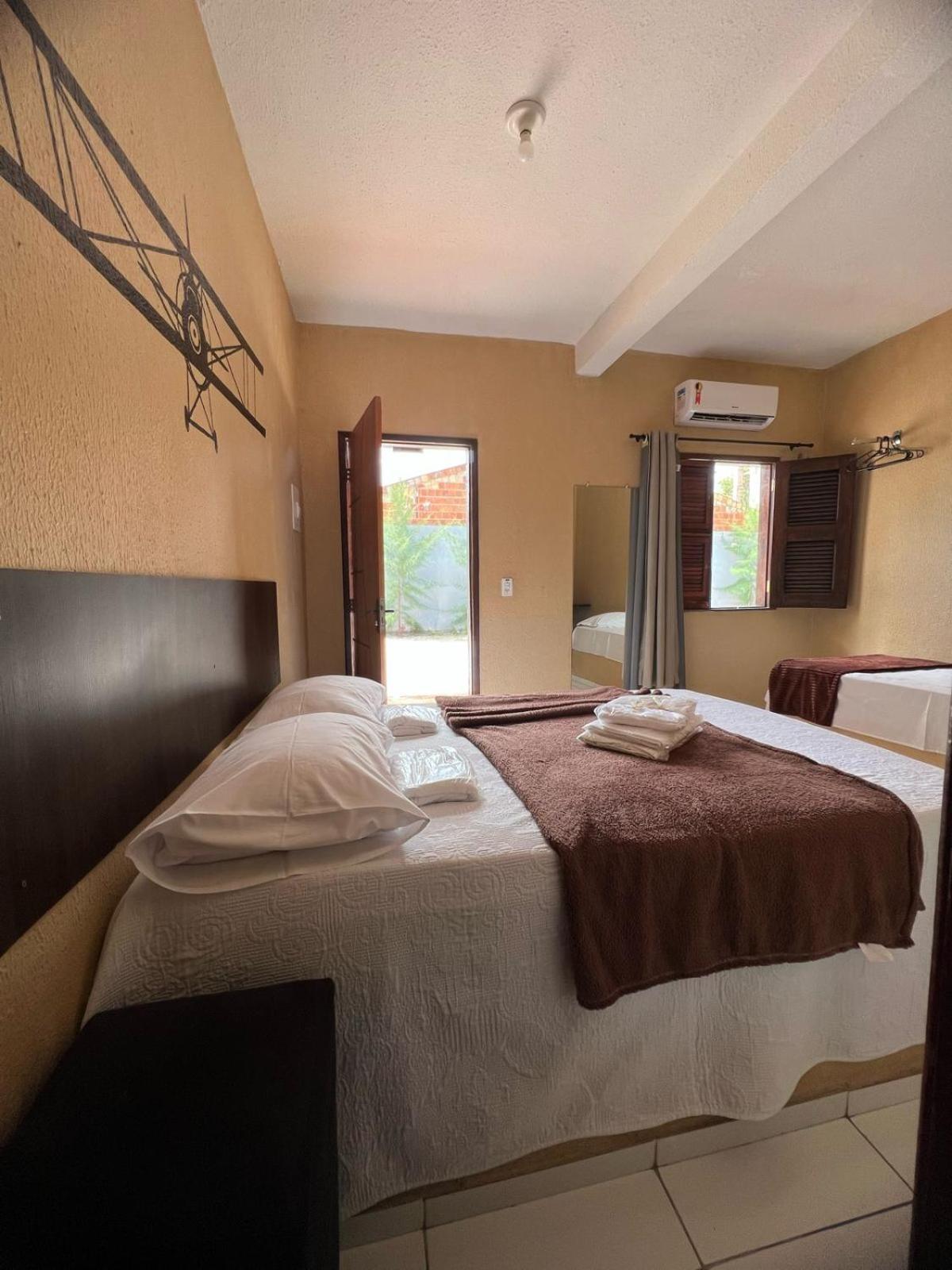 Hotel Pinto Martins Camocim Esterno foto