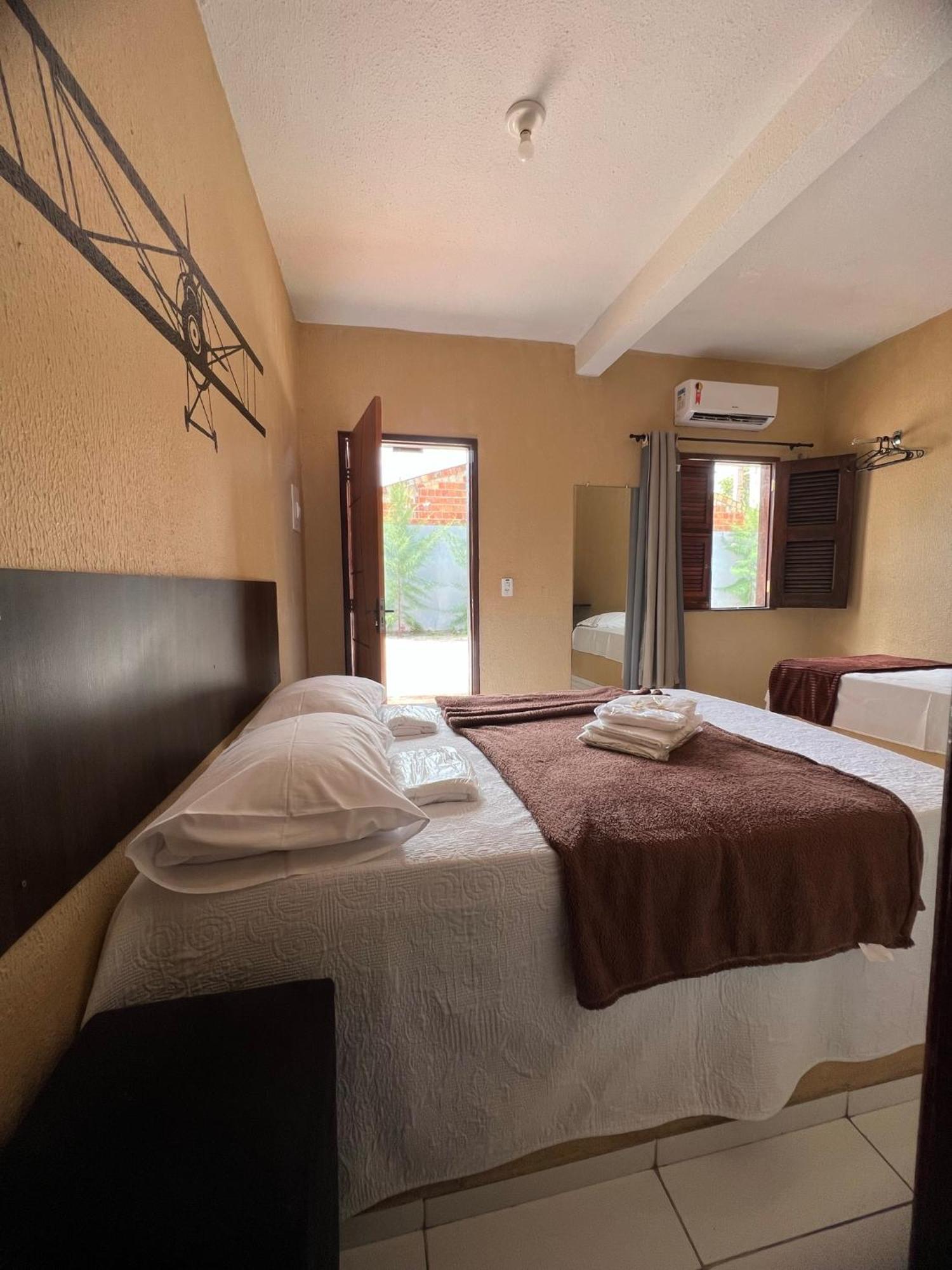Hotel Pinto Martins Camocim Esterno foto
