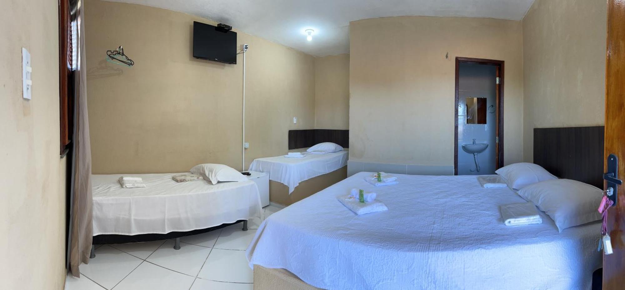 Hotel Pinto Martins Camocim Esterno foto